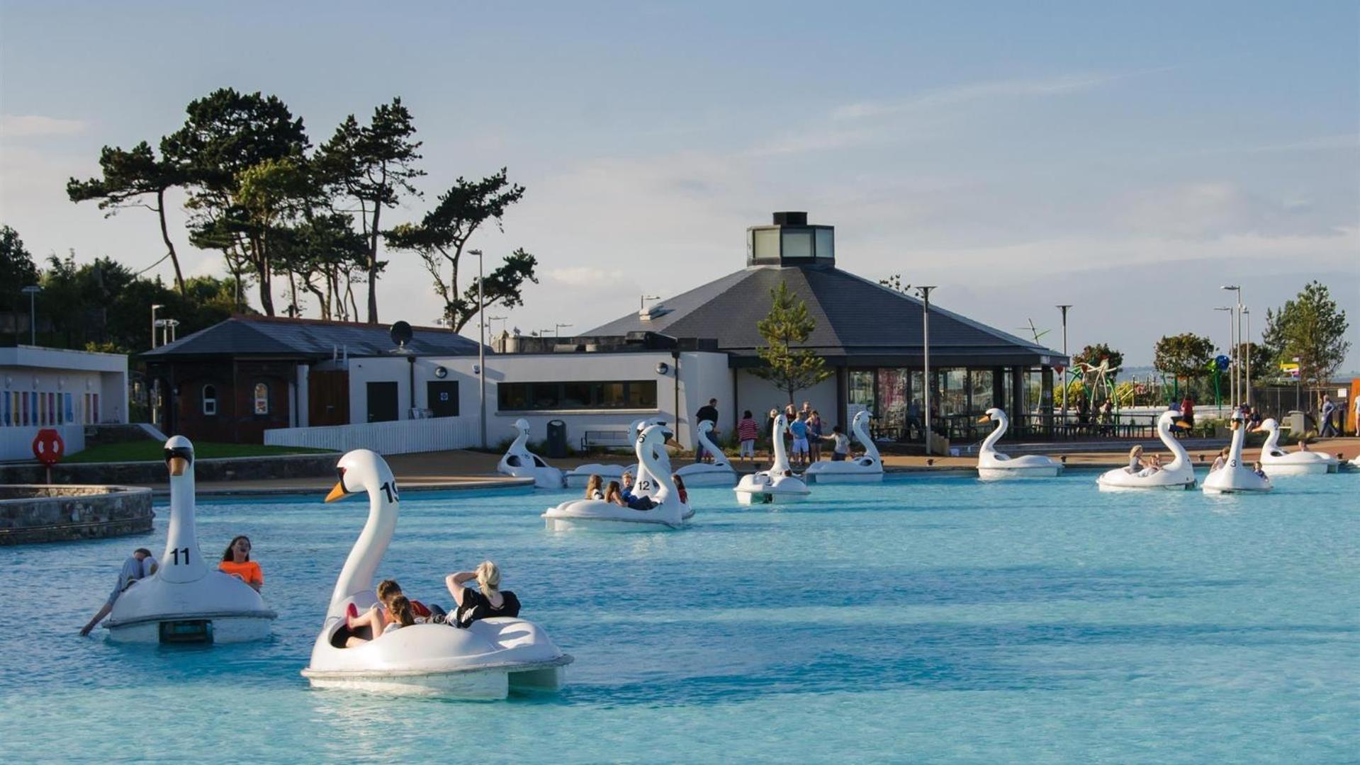 Sea La Vie Hotel Bangor  Exterior photo